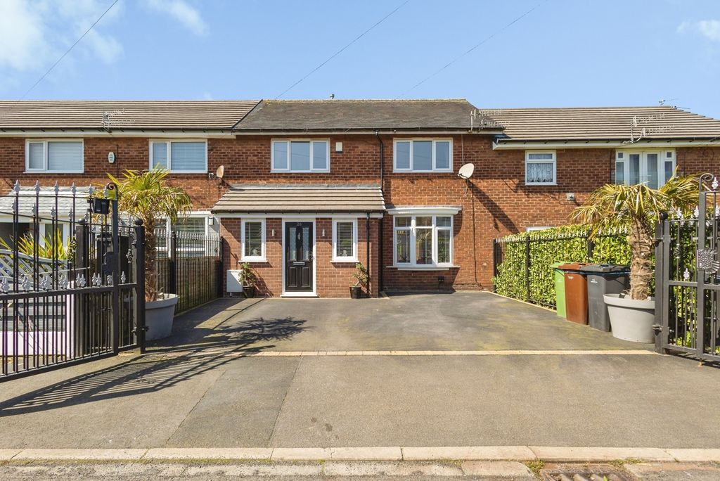 Property photo 1 of 30 Pbox-Img.Jpg