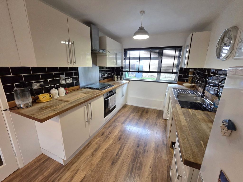 Property photo 2 of 14 Picture No. 2