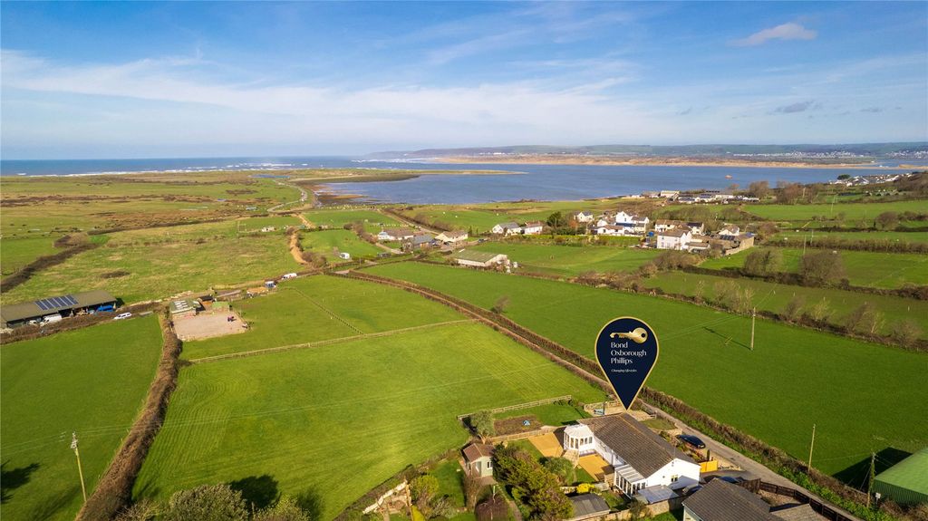 Property photo 3 of 35 Picture No. 12