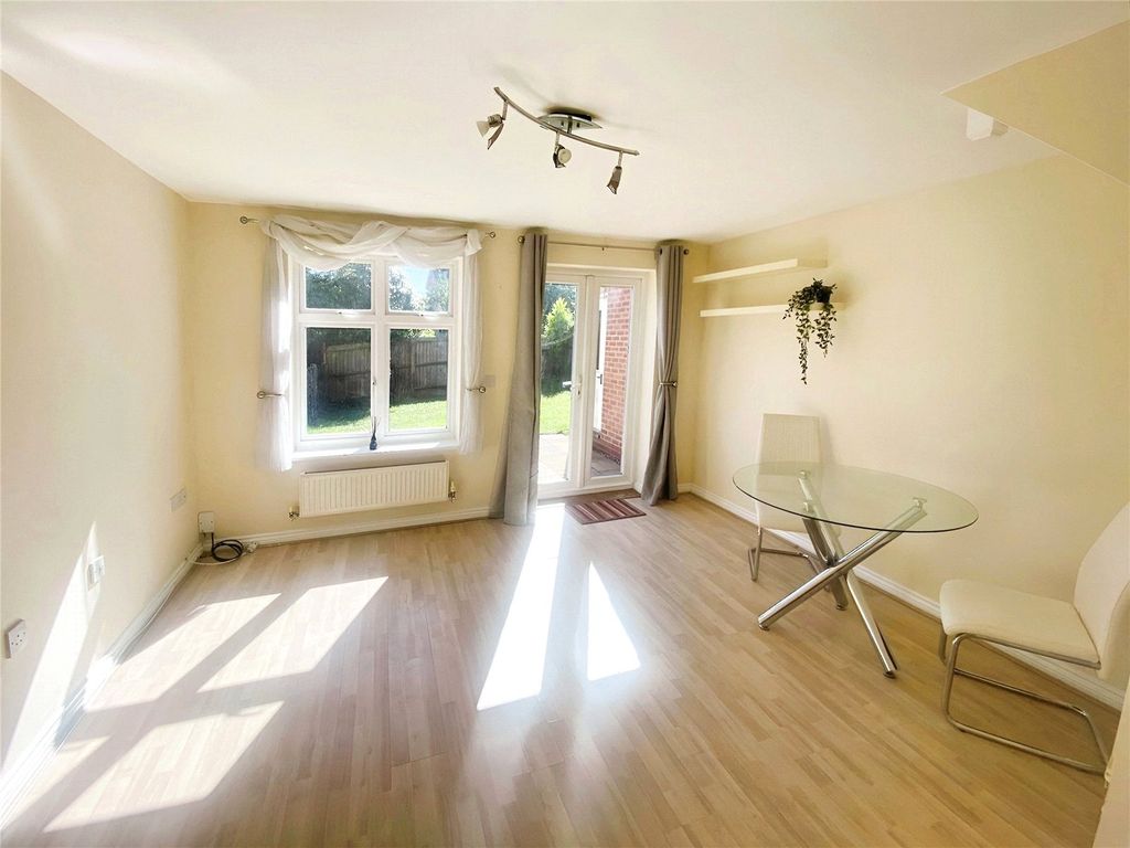 Property photo 3 of 9 Living Room