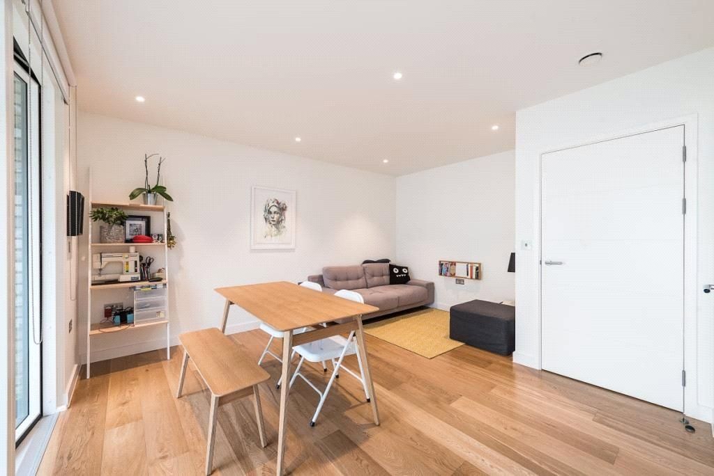 Property photo 2 of 8 Picture No. 01