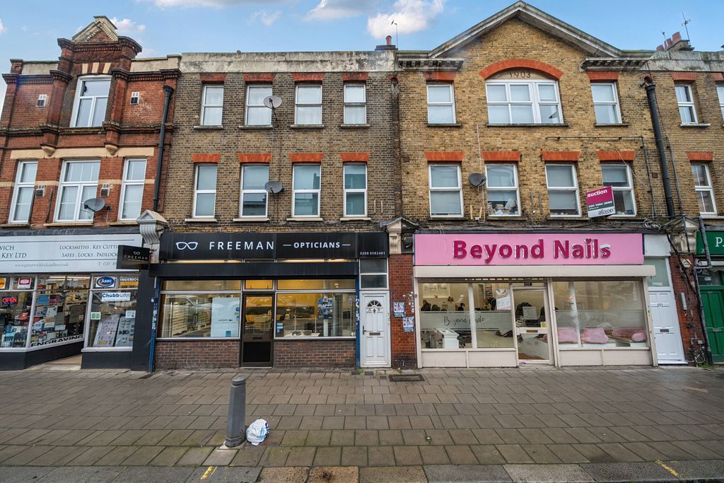 Property photo 1 of 14 1403922-13-697233...