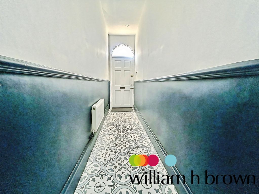 Property photo 2 of 13 Hallway