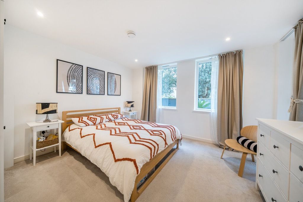 Property photo 2 of 8 Picture No. 04