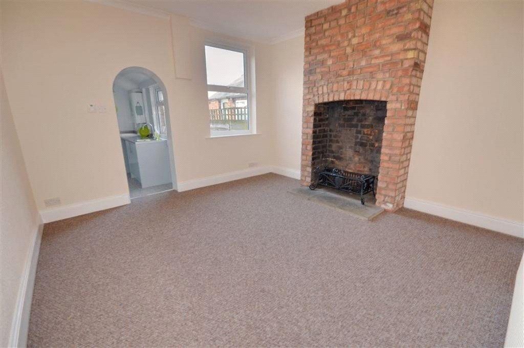 Property photo 2 of 12 Lounge