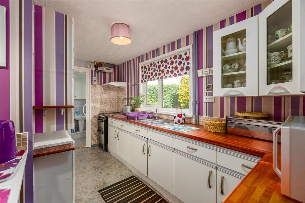 Property photo 3 of 46 Cz0A0081-Edit.Jpg