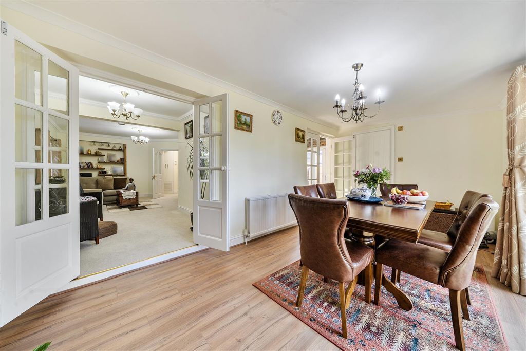Property photo 3 of 18 1503678-10-6A7Ad185F2Eae.Jpg