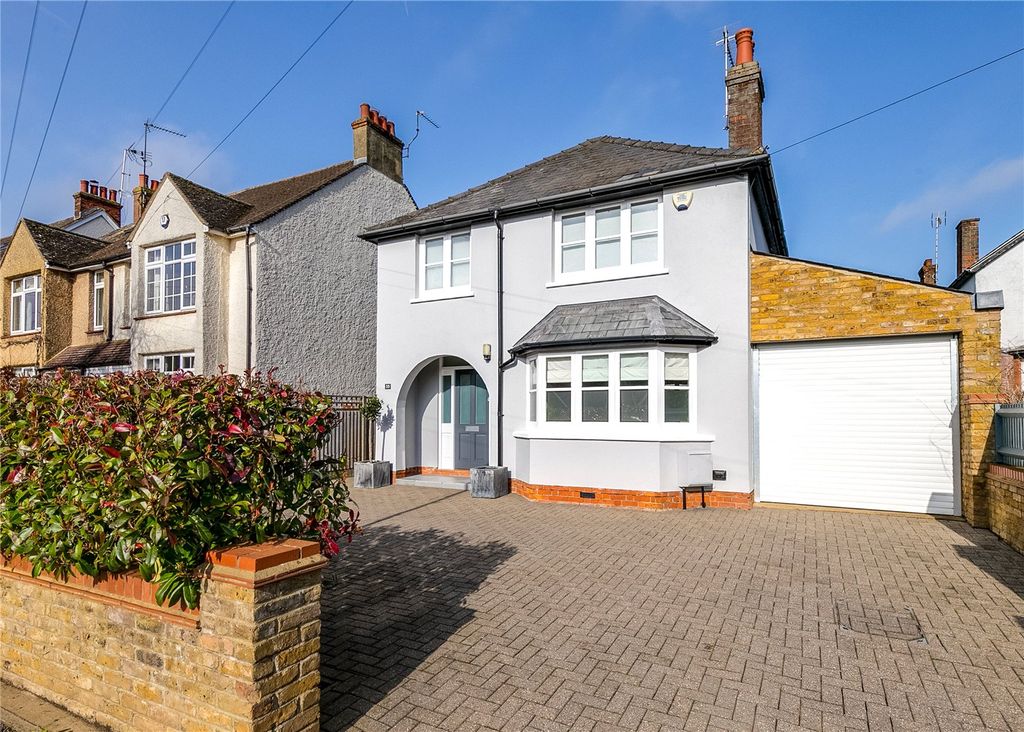 Property photo 2 of 24 Picture No. 35