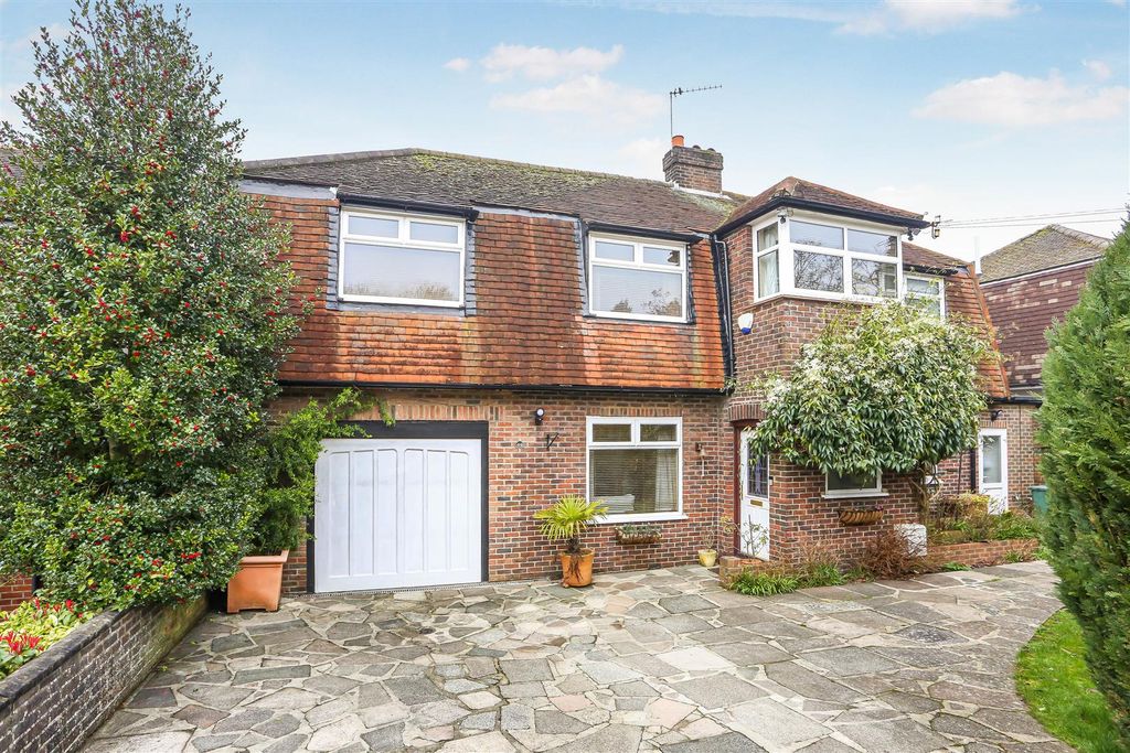 Property photo 1 of 24 1652924992 - 1.Jpg