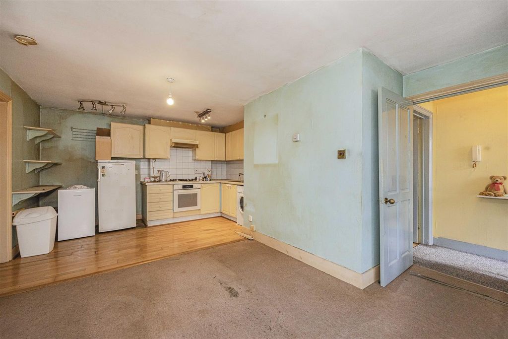 Property photo 2 of 13 2.Jpg