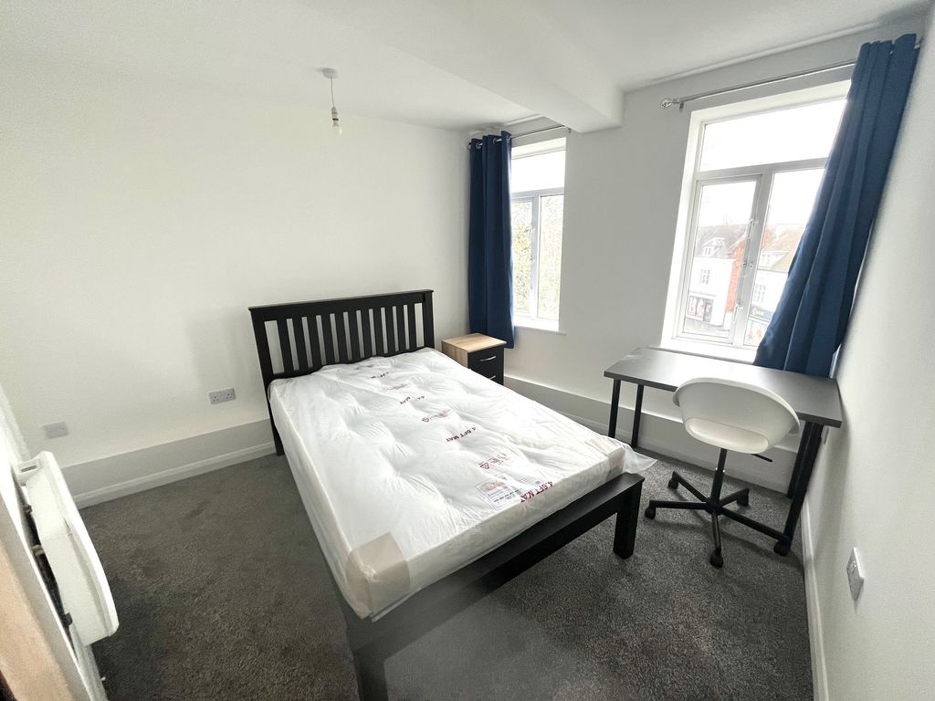 Property photo 1 of 3 Bedroom 1