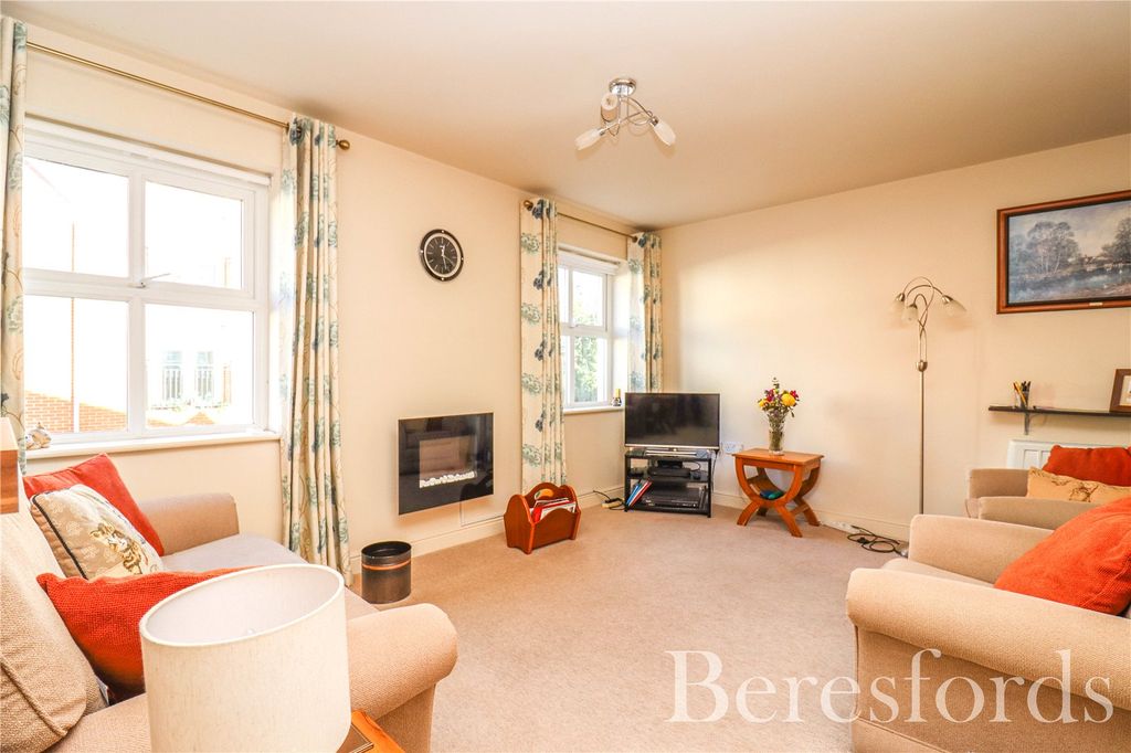 Property photo 2 of 12 Picture No. 14