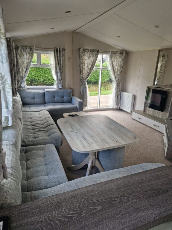 Property photo 2 of 8 20251010 143149