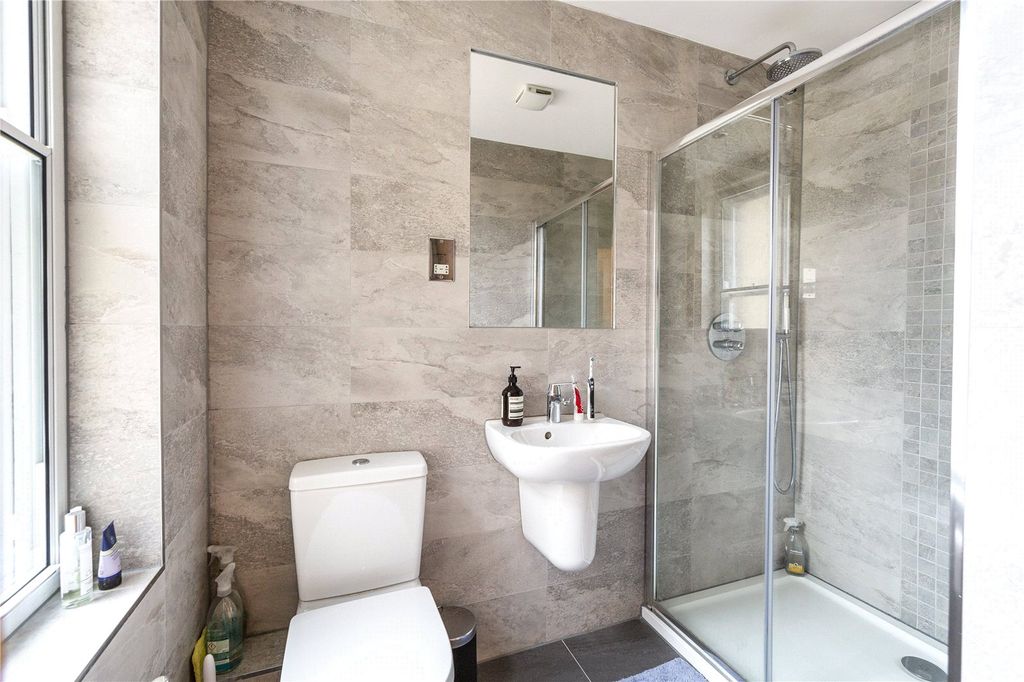 Additional image 14 of 2 bed flat for saleOakfield Road, Clifton, Bristol BS8