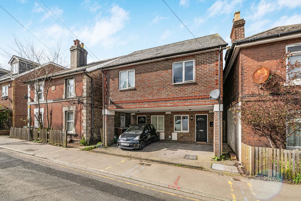 Property photo 1 of 20