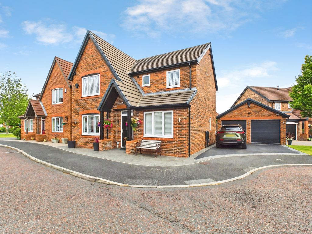 Property photo 2 of 39