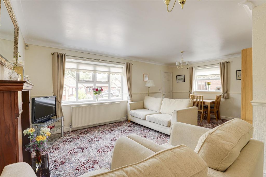 Property photo 2 of 15 11.Jpg