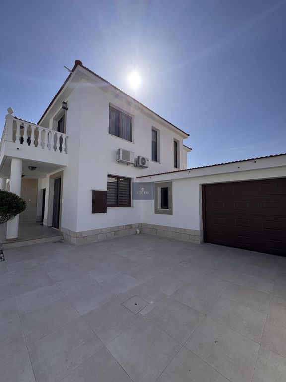 Property photo 3 of 30