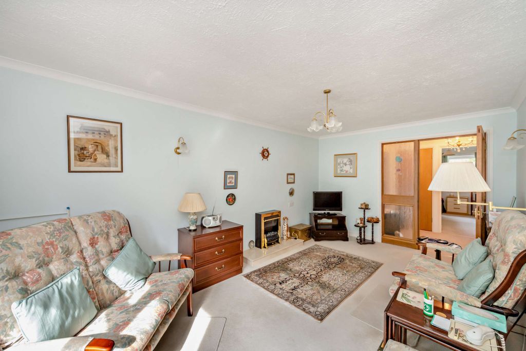 Property photo 2 of 9