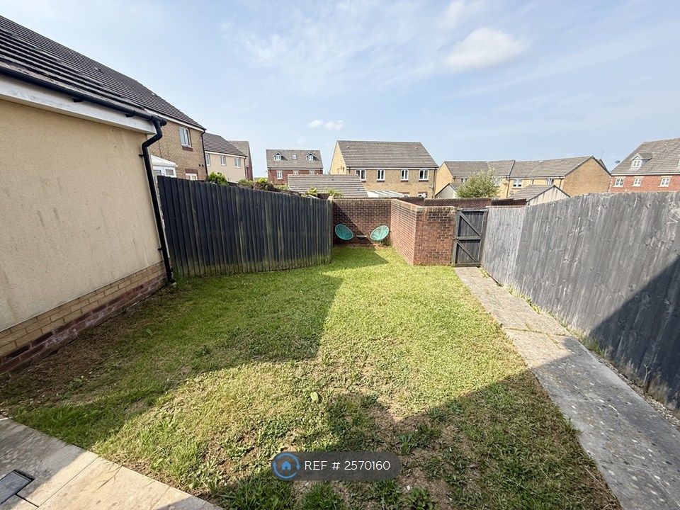Property photo 3 of 11