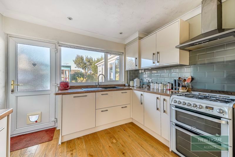 Property photo 3 of 21 Photo 20