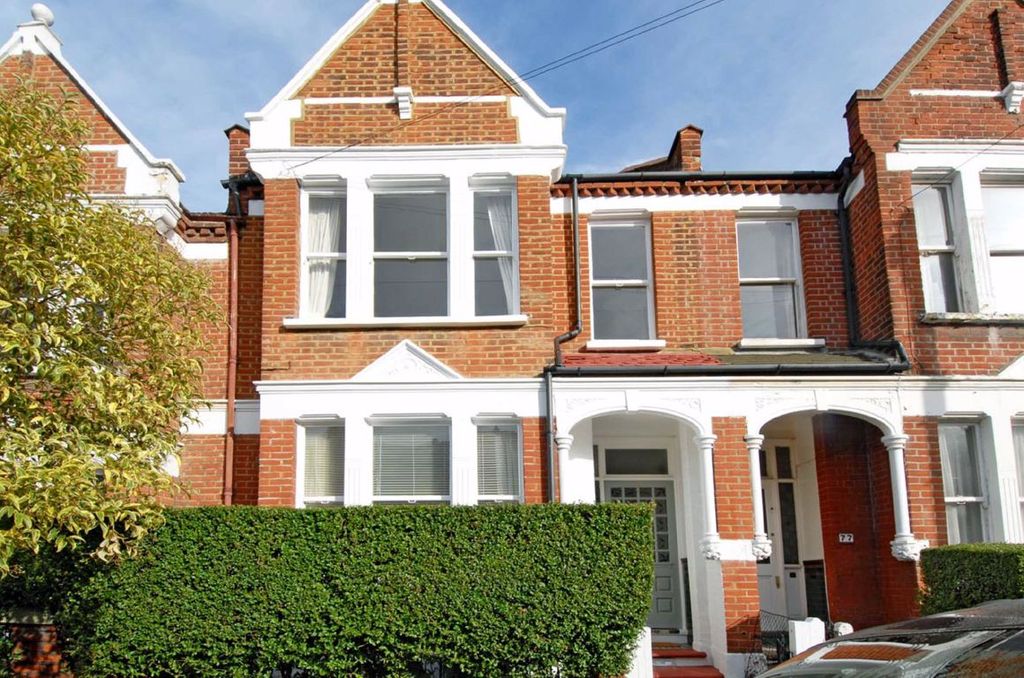 Property photo 1 of 4