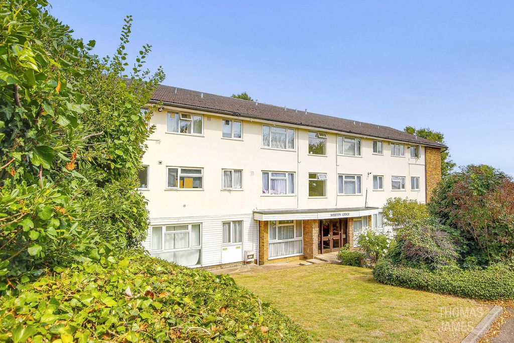 Property photo 1 of 11