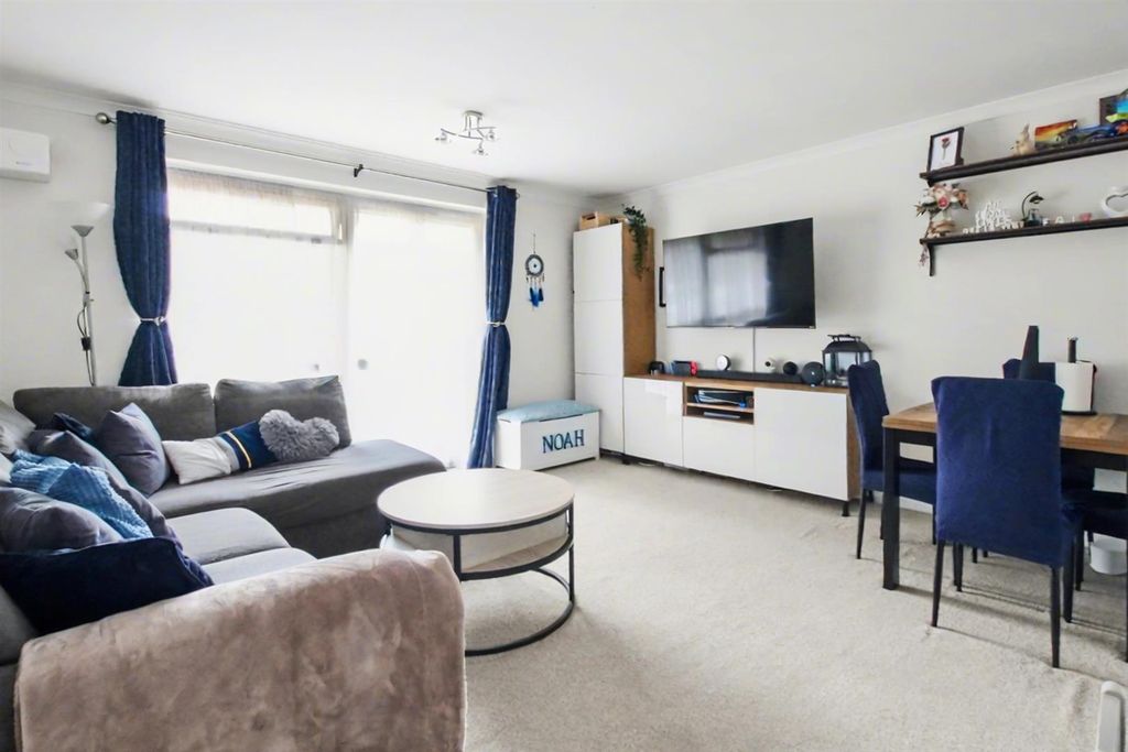 Property photo 3 of 9 Img_2745.Jpg