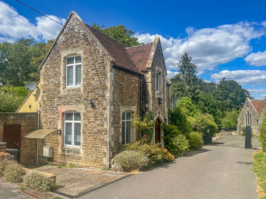Property photo 1 of 19