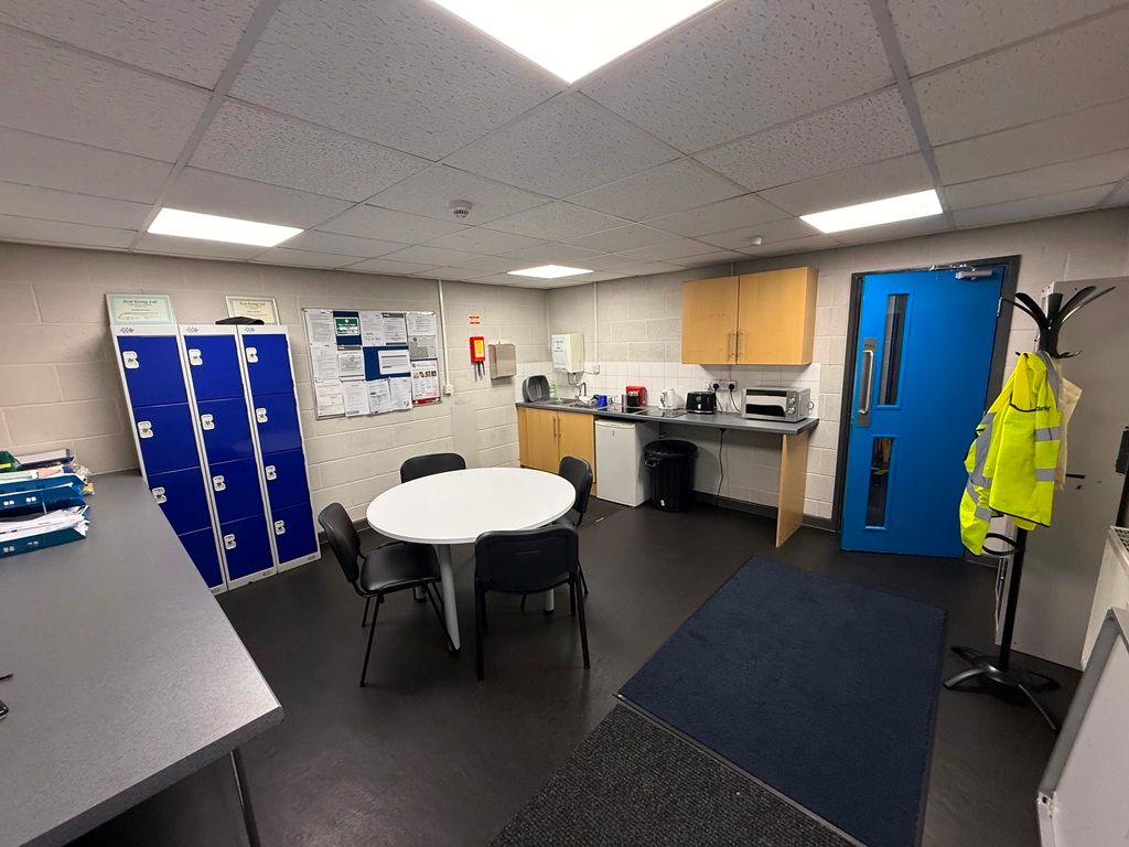 Property photo 3 of 5