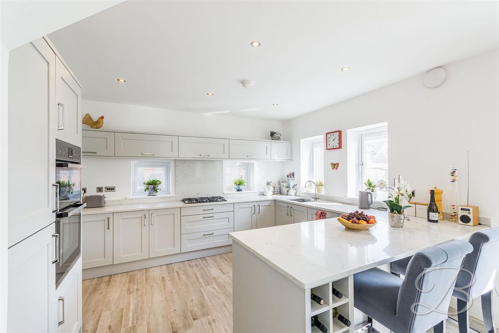 Property photo 3 of 40 Ccltd6.Jpg