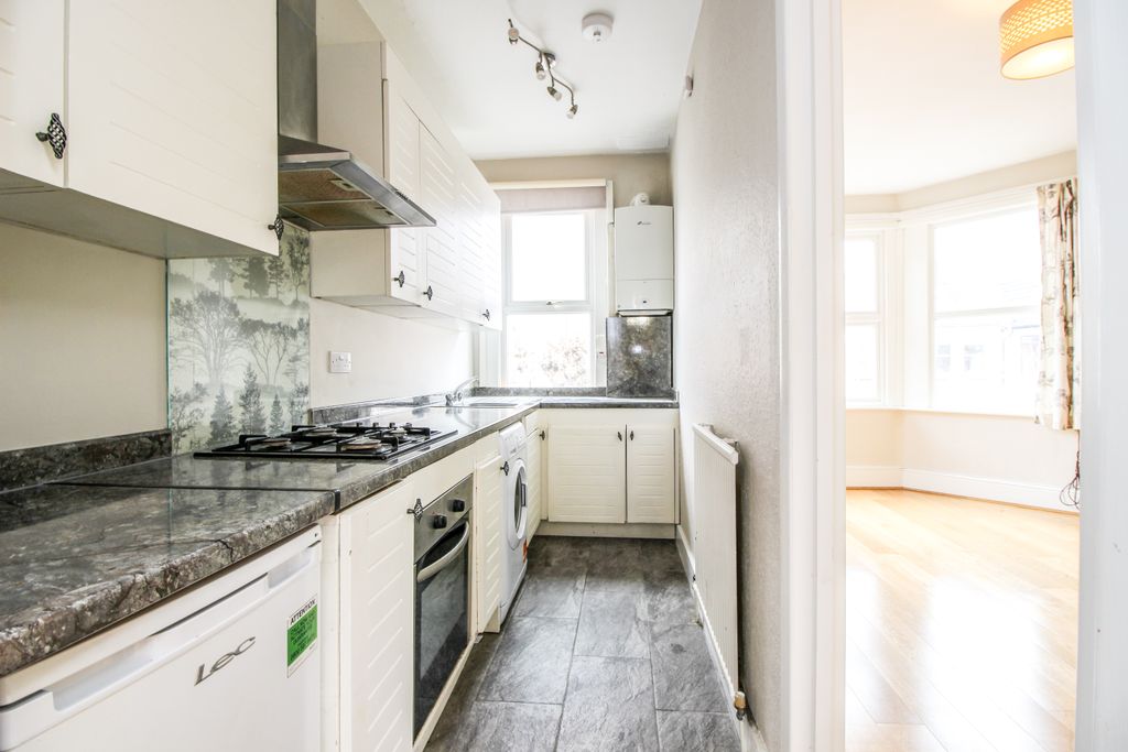 Property photo 3 of 9