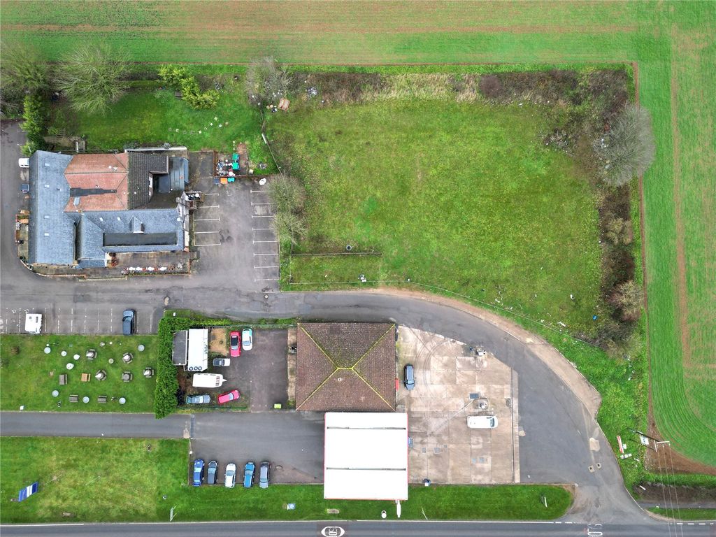 Property photo 2 of 16 Picture No. 02