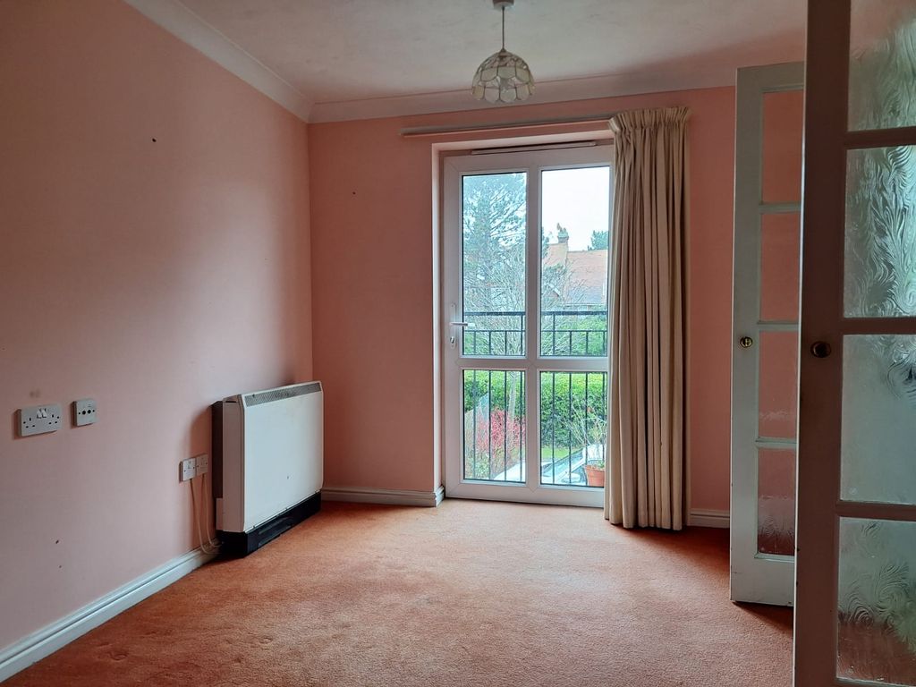 Property photo 2 of 10