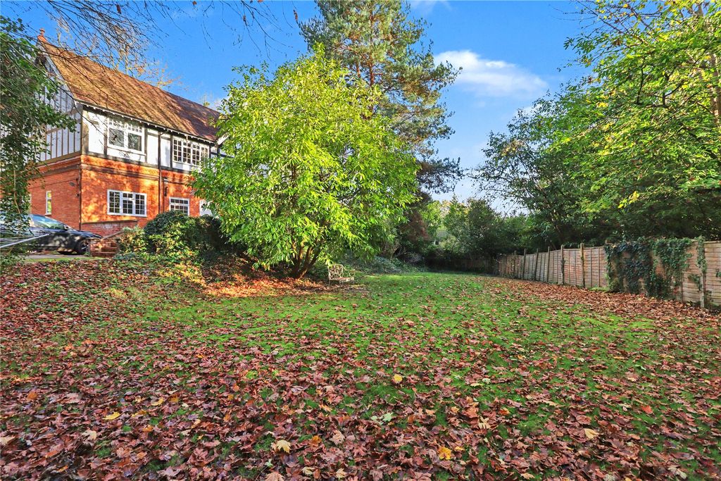 Property photo 1 of 10 Picture No. 24