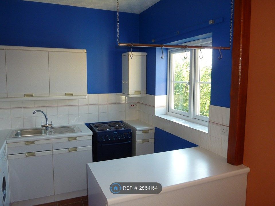 Property photo 1 of 4