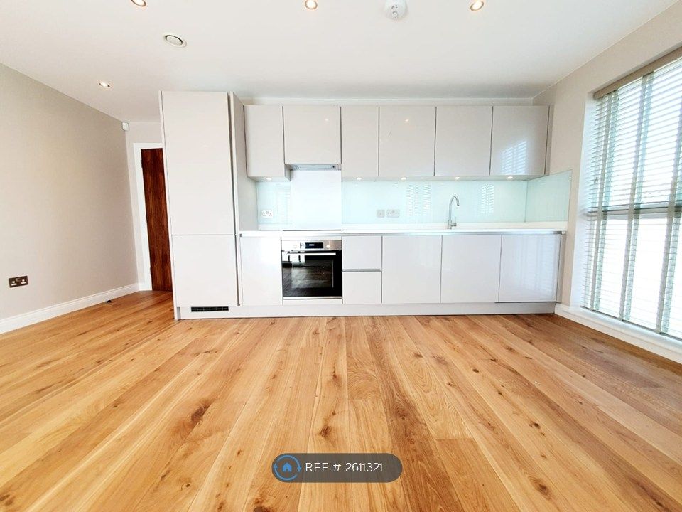 Property photo 1 of 5
