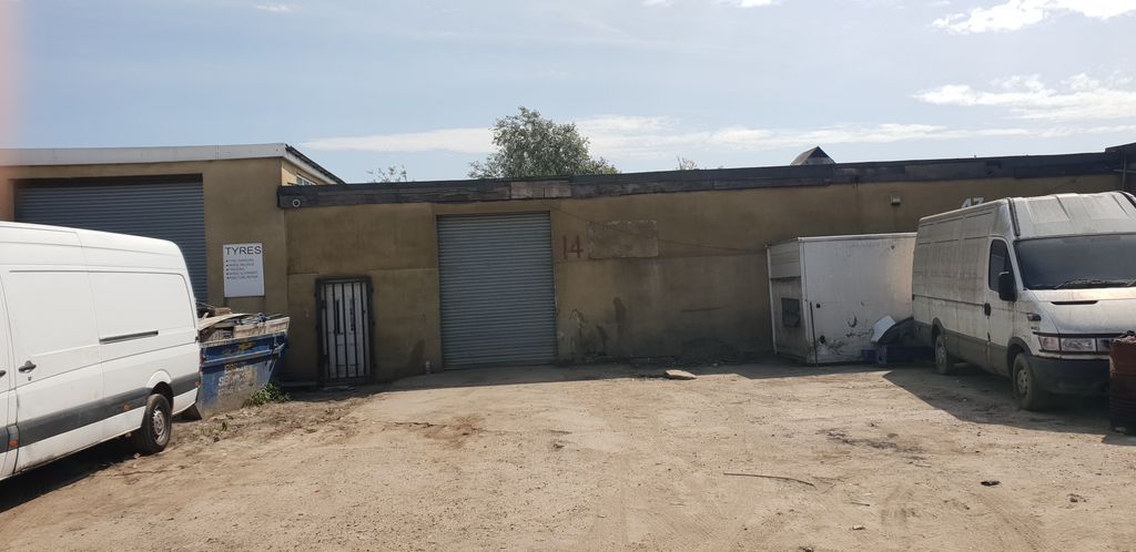 Property photo 2 of 4