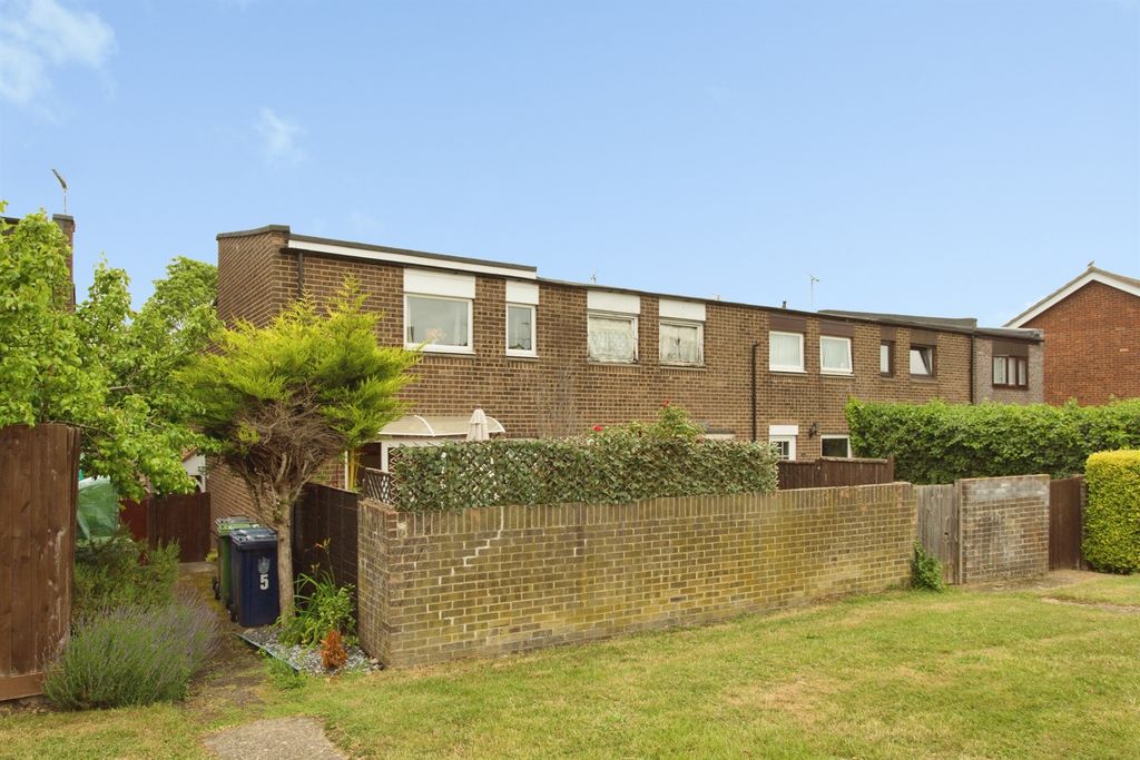 Property photo 1 of 18