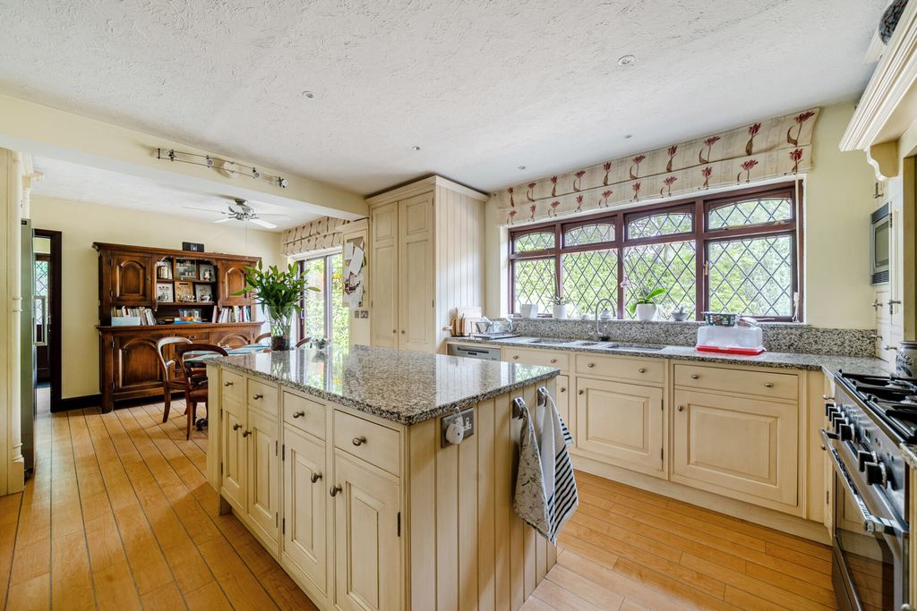 Property photo 3 of 41 52-6A721Ad016Bbd-...