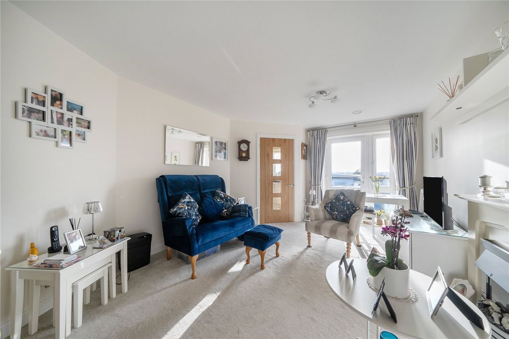 Property photo 2 of 14 Picture 2