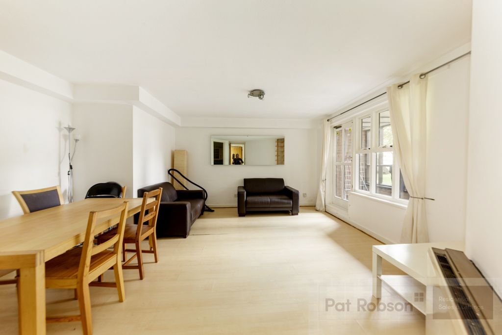 Property photo 1 of 7 17 The Open458.Jpg