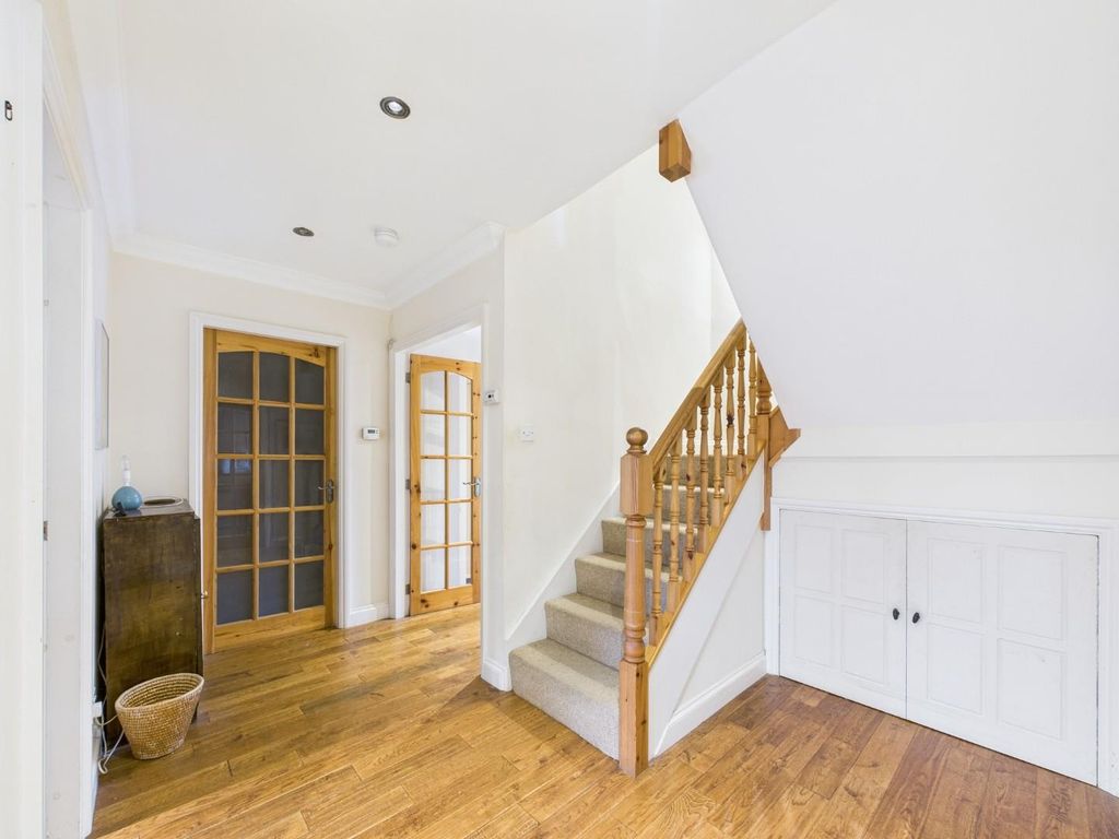 Property photo 2 of 37 Entrance Hallway