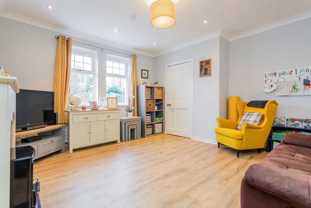 Property photo 2 of 13 Property Image 2