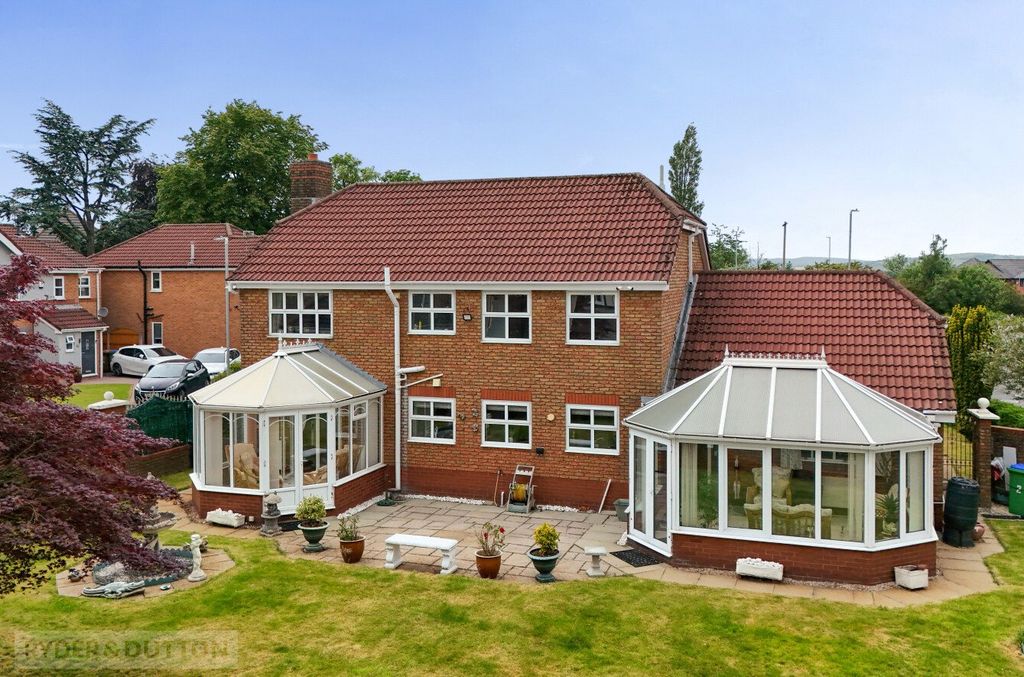 Property photo 2 of 30 Picture No. 32