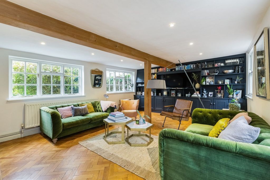 Property photo 2 of 13 Picture No. 03