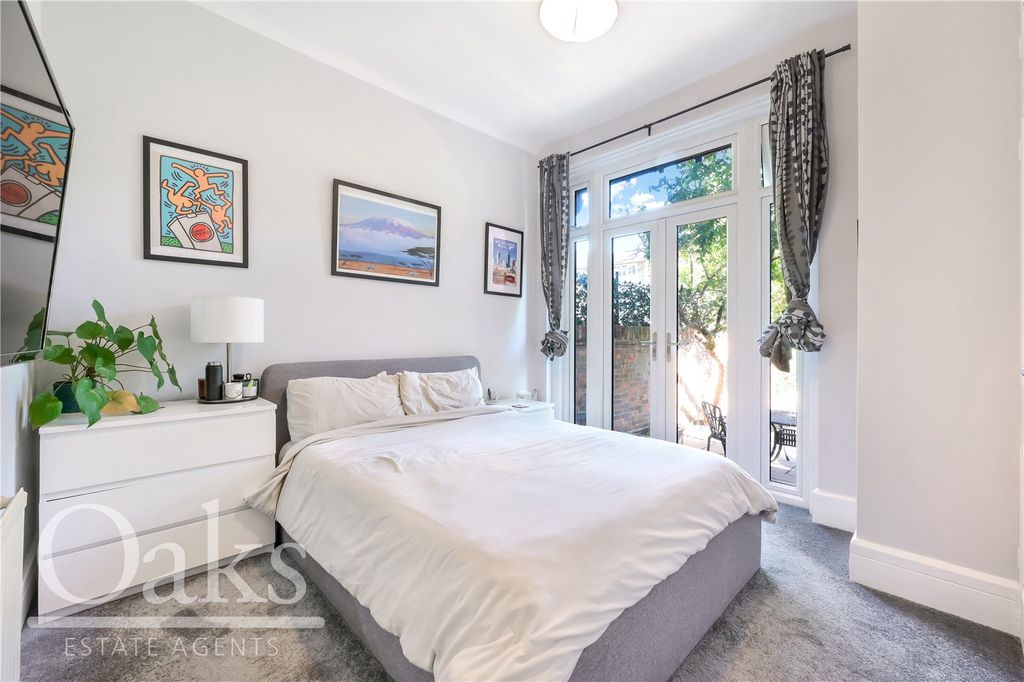 Property photo 3 of 8 Picture No. 07