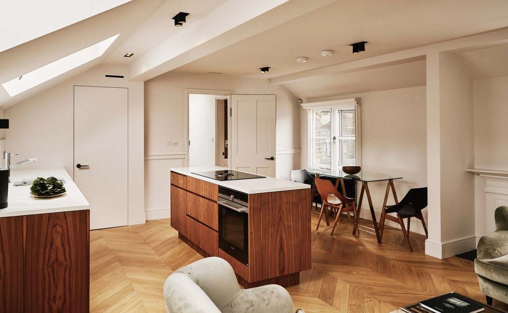 Property photo 3 of 10 Picture No. 01