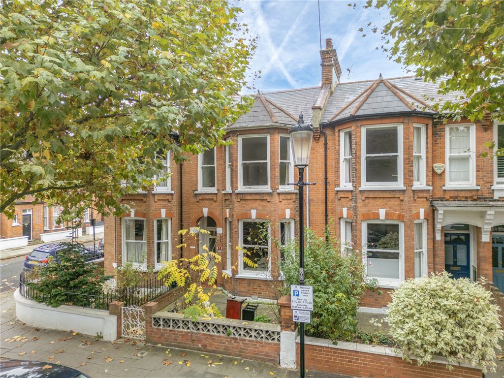 Property photo 1 of 12