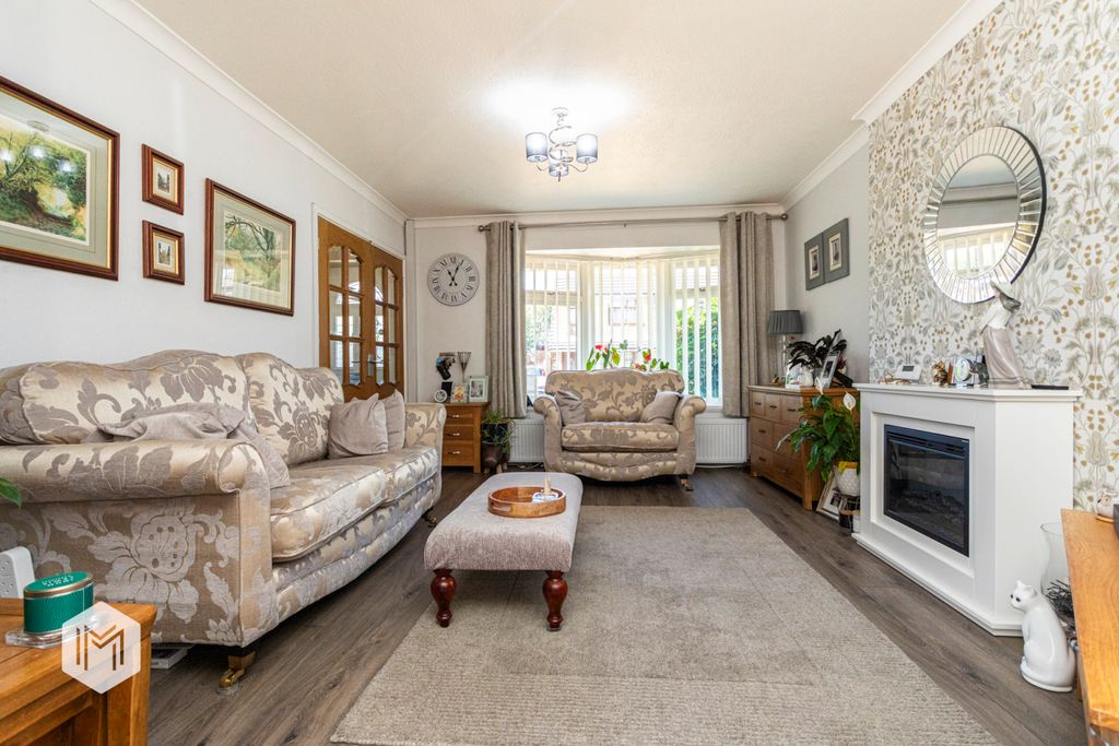 Property photo 3 of 33 Picture No. 03